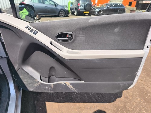 Toyota yaris 2005 2011 window - yaris,