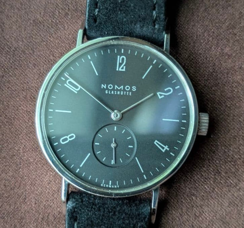 Nomos tangent small seconds - tangent,