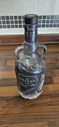 Kraken black spiced rum - black,