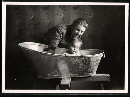 Photograph mother with - mother, her