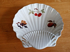 Excellent Condition Royal Worcester Evesham Gold Shell Dish 9" X 8.5"