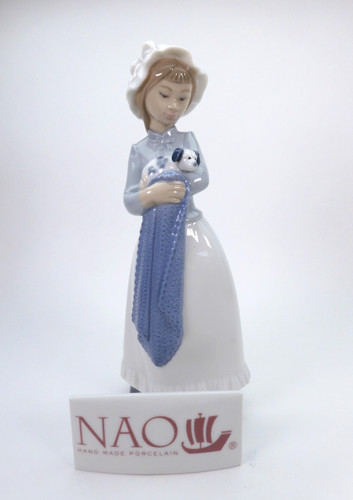 Nao lladro porcelain - by,