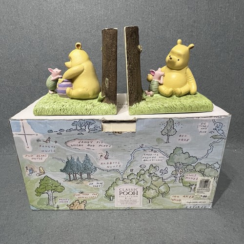 Classic winnie the pooh - winnie,