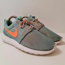 Nike Roshe Run Women’s