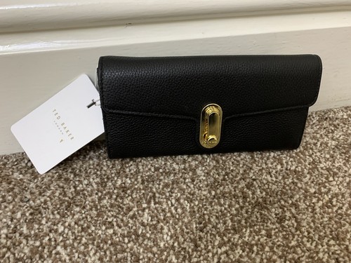 Bnwt ted baker naomila twisted - ted,