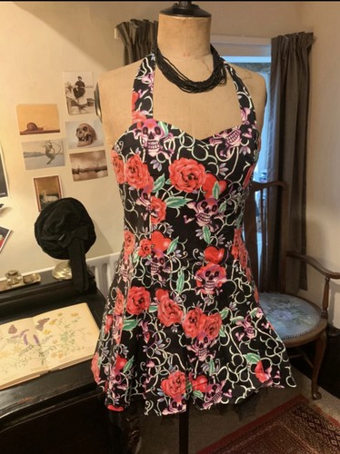 Hearts roses halter neck - hearts,