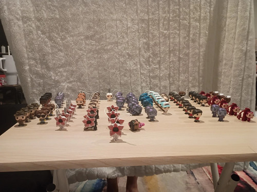 Stranger things kinder joy - things,