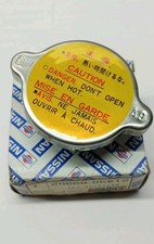 NISSAN GENUINE DATSUN 1200 Radiator Cap B110 B310 A12 A15 L20 510 21430-89902