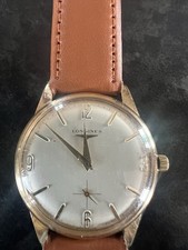 Vintage Longines Baume 9ct Gold 34mm manual wind mens classic watch circa 1961. 