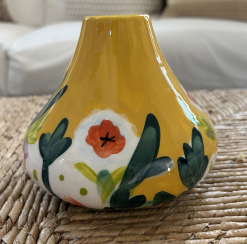 Anthropologie yellow lizzie - yellow,