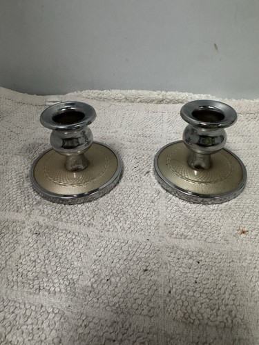 Candlesticks pair candle - pair,