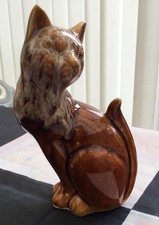 Honeycombe Glaze Pottery Cat