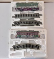 Thomas Kinkade Hawthorne Village Christmas Express 2 coaches plus track.
