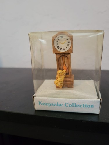 Dolls house furniture - house, resin
