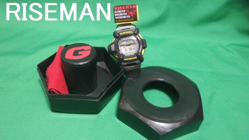 Good condition rare riseman - good,