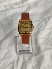 Vintage 1970s Sekonda Ladies Gold-Plated Luch 1809 17 Jewels-Intermittent Runner