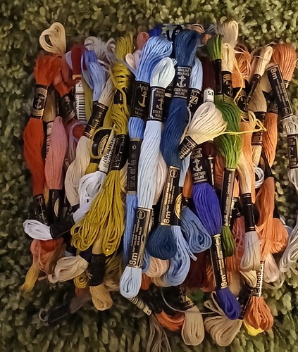 100 anchor embroidery threads - 100,