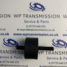 JCB PARTS - EXHAUST MOUNT FOR LOADALL 535, 540, 541, 510 (PART NO.162/02710)