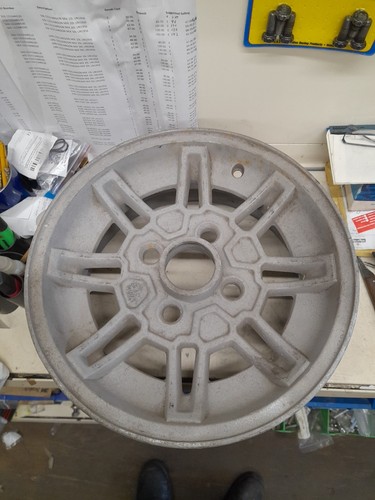Classic ford x13 alloy - 5.5,