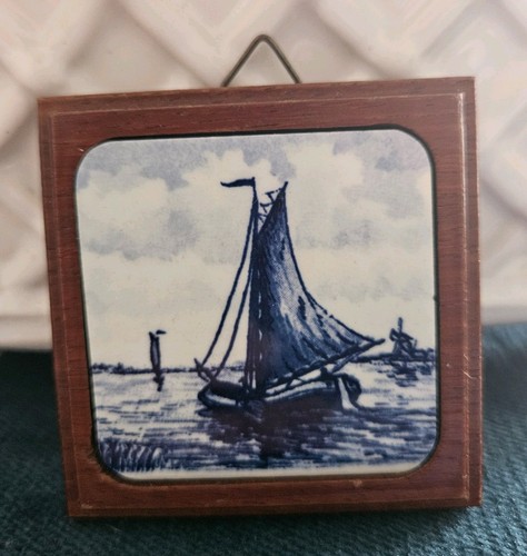 Vintage delft blue ceramic - blue,
