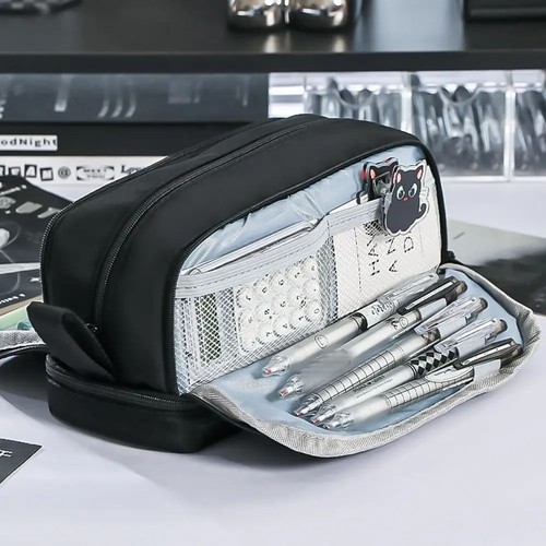 Large capacity compartments - large-capacity,