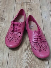 Clarks Women's Active Air Pink
