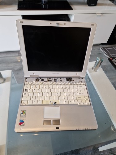 Toshiba portege a100 laptop - toshiba,