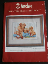 ANCHOR cross stitch embroidery kit - Golden Labrador Family - 24 x 32cm  PSE810