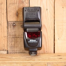Used nikon 700 speedlight - used,