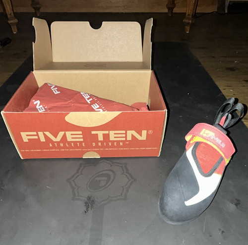 Five ten hiangle climbing - five,