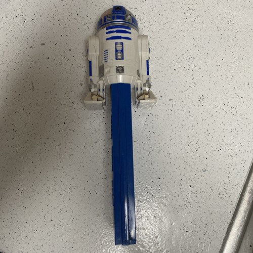 Vintage giant pez - r2-d2,