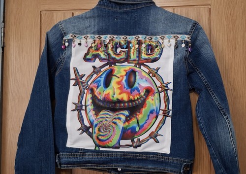 Custom made acid smiley - made,
