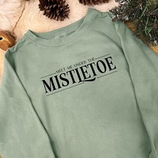 MISTLETOE CHRISTMAS JUMPER -