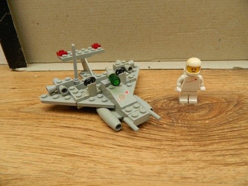 Lego space 891 two seater - two,