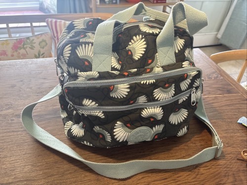 Kipling travel suitcase blue - kipling,