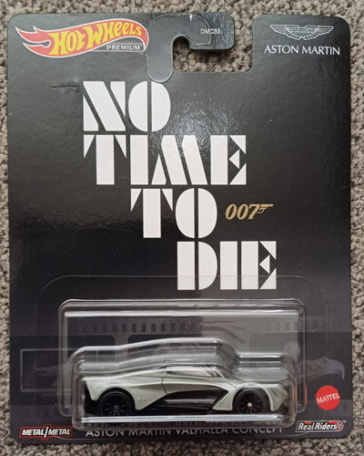Hot wheels premium james bond - wheels,