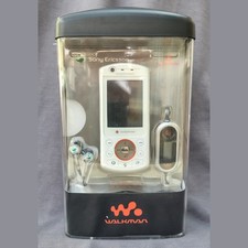 Vintage Sony Ericsson W900i White Walkman Mobile Phone VODAFONE Boxed w/Headset