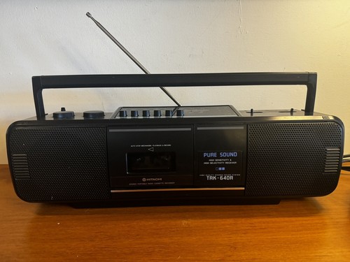 Hitachi stereo portable radio - portable,