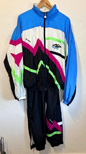 Vintage 1991 umbro shell suit - 1991,