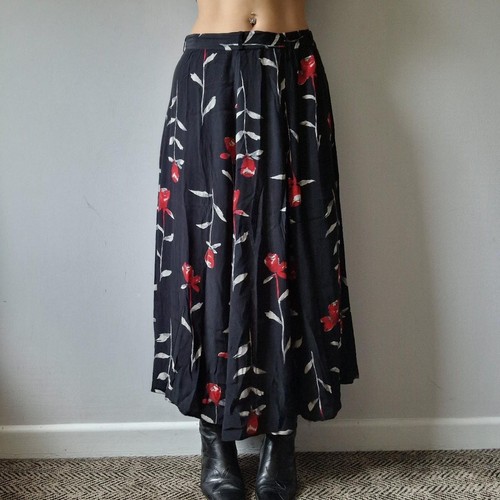 Lakeland y2k floral print - lakeland,