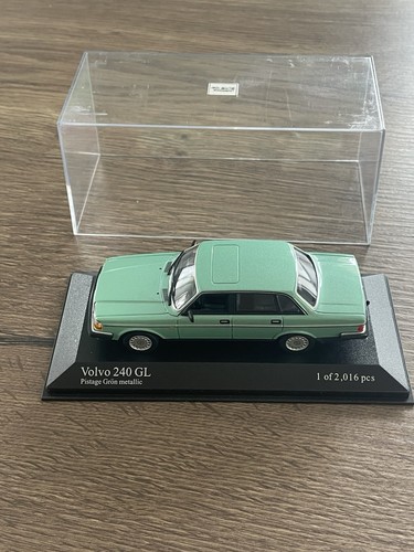 Minichamps volvo 240 - volvo,