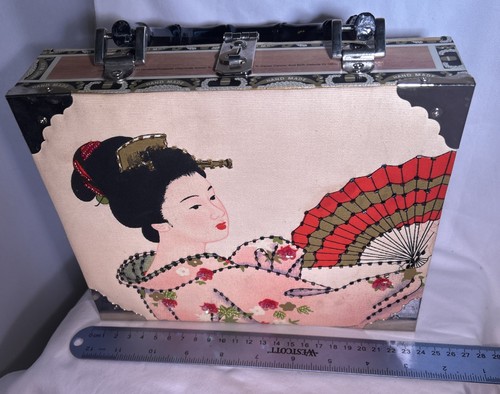 Geisha girl cigar box beaded - cigar,