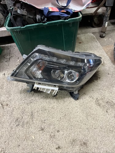 Headlight nissan navara - headlight,