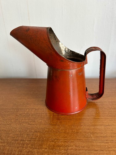 Vintage pint motor oil pourer - pint,