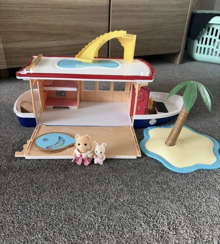 Sylvanian families seaside - families,