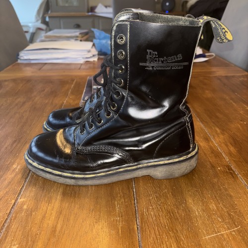 Martens airwair hole - martens, 10