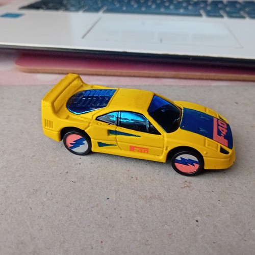 Matchbox ferrari yellow - ferrari,