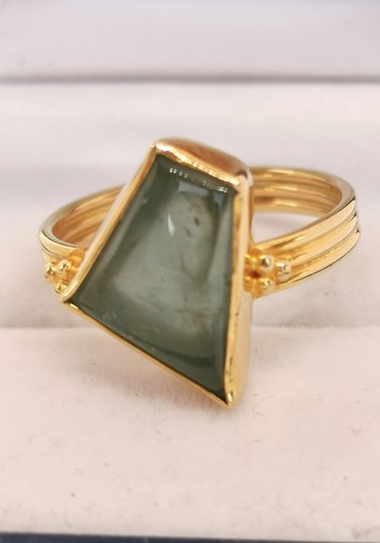 18ct gold large aquamarine - gold,