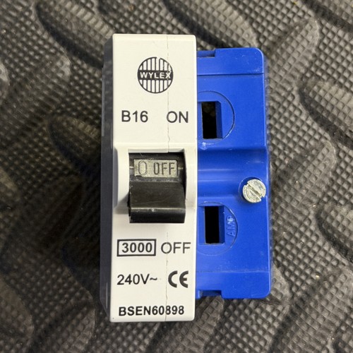 Wylex amp push plug - amp,