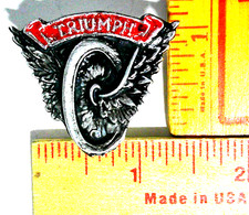 Triumph pin vintage